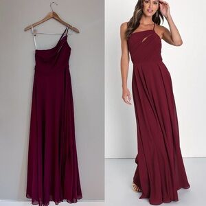 NWOT Extraordinary Elegance Burgundy Pleated One-Shoulder Maxi Dress